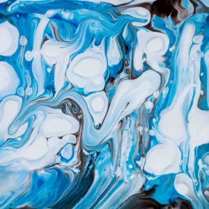 Papier Peint Abstrait Marbré Bleu et Blanc Fluide Moderne