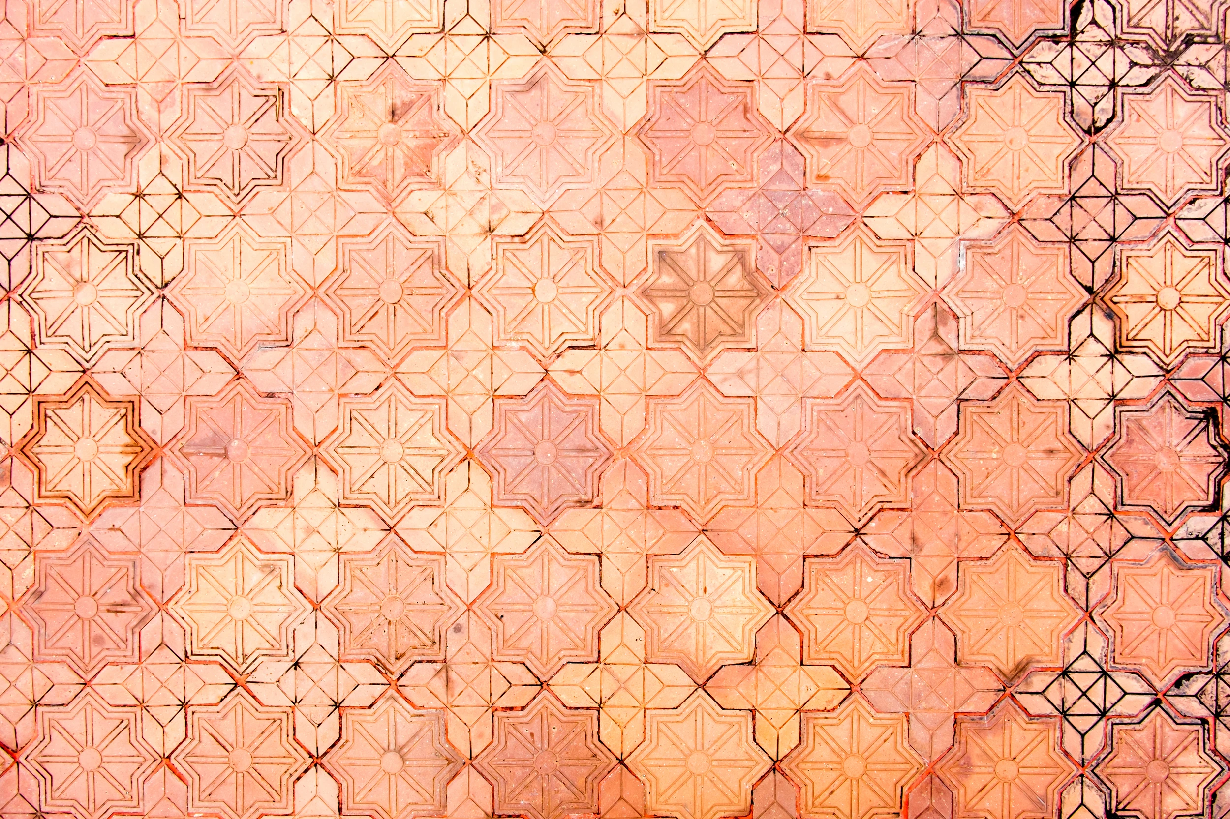 Papier Peint Géométrique Rose Cuivré Motifs Étoiles Art Déco Vintage