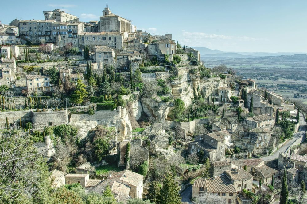 Village Perché Médiéval sur Falaise Vue Panoramique Provence